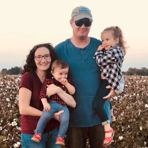 Meet your Posher, Leah